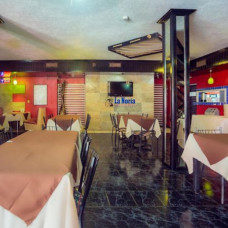 Hotel La Silla Монтерей Екстериор снимка
