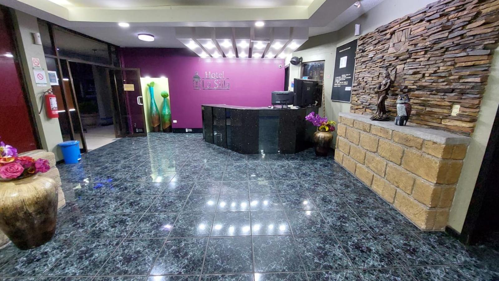 Hotel La Silla Монтерей Екстериор снимка