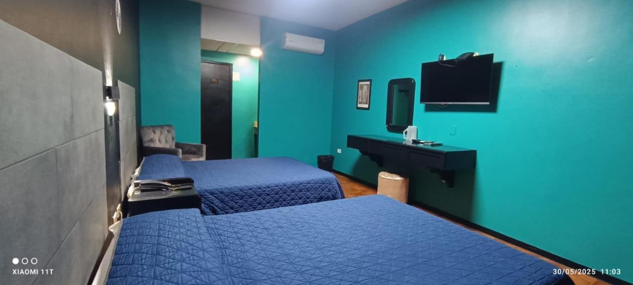 Hotel La Silla Монтерей Екстериор снимка