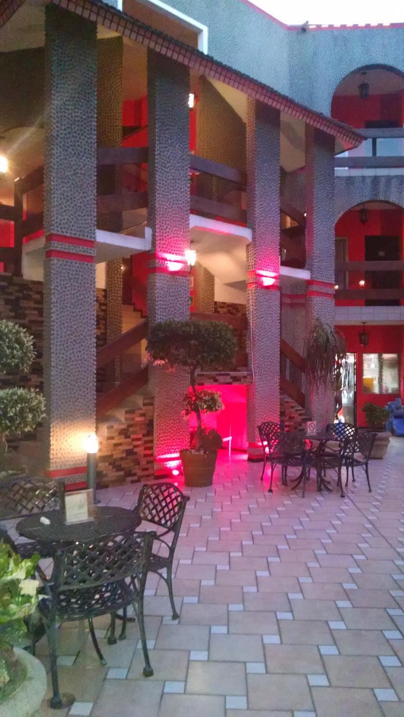 Hotel La Silla Монтерей Екстериор снимка